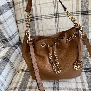 Micheal Kors Crossbody